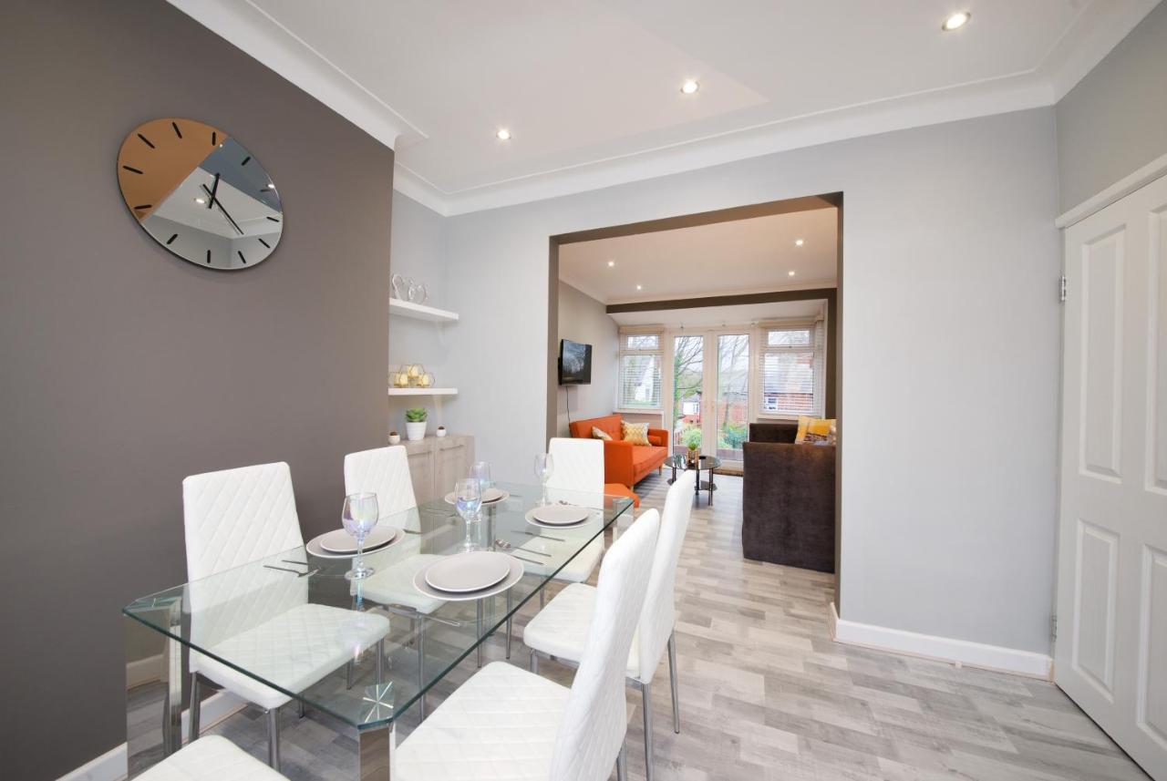 Beautiful Cozy Home With Free Parking Manchester Eksteriør bilde