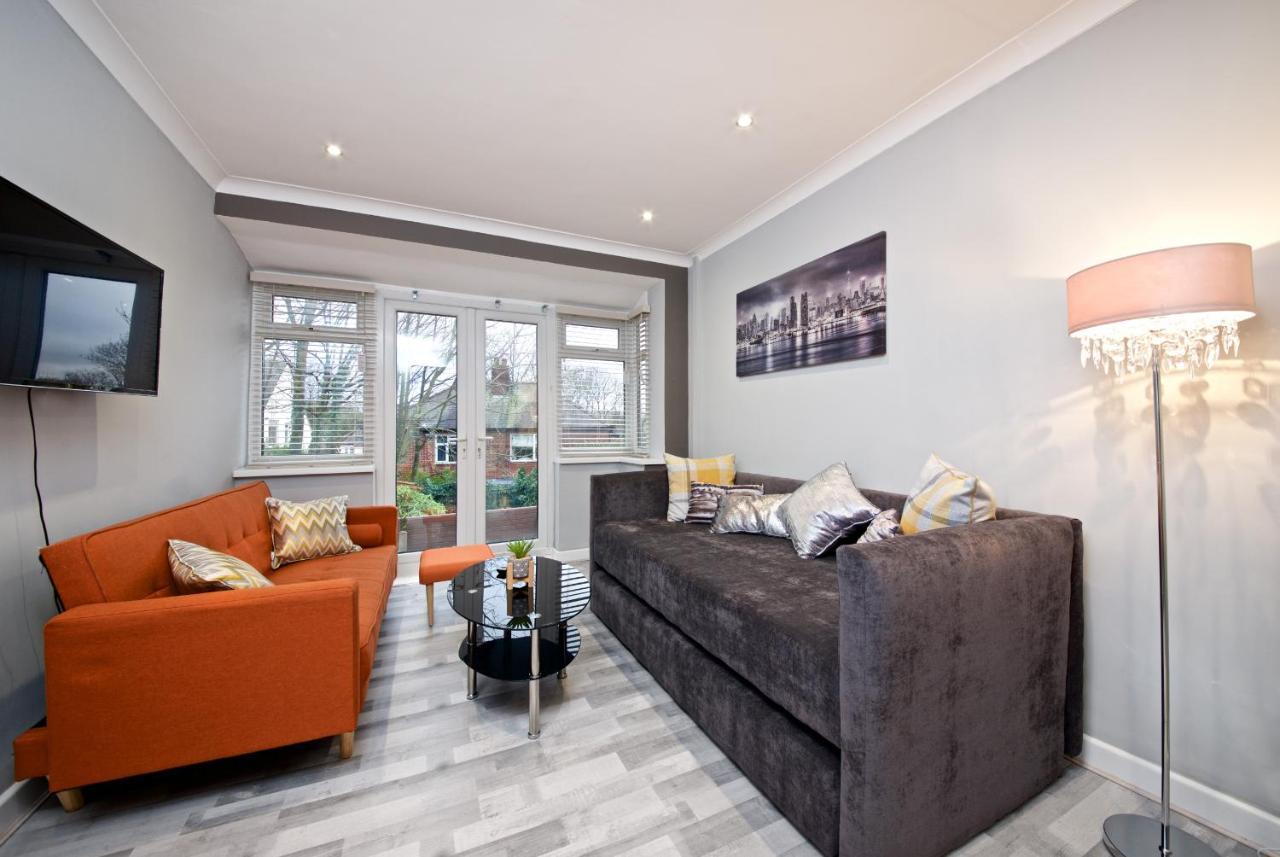 Beautiful Cozy Home With Free Parking Manchester Eksteriør bilde