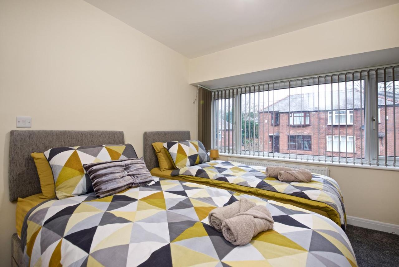 Beautiful Cozy Home With Free Parking Manchester Eksteriør bilde