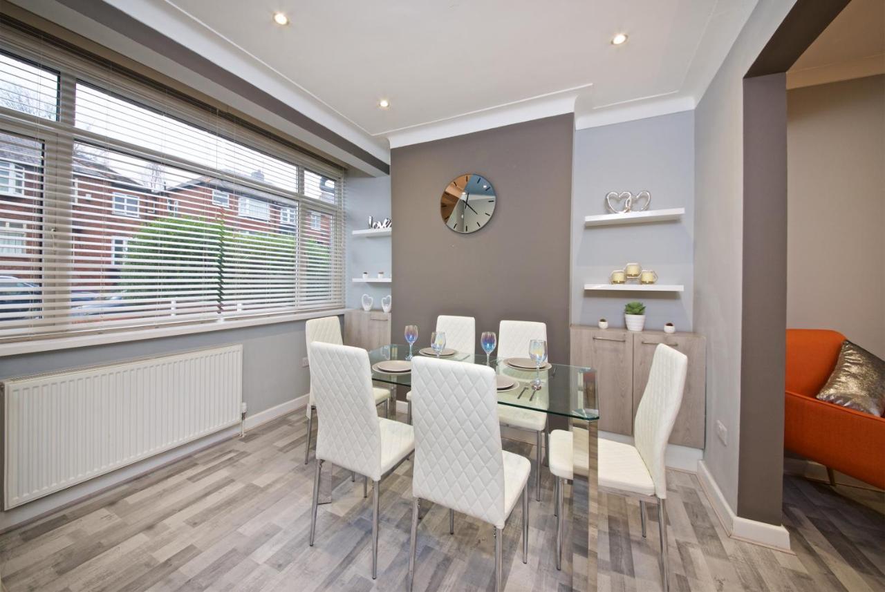 Beautiful Cozy Home With Free Parking Manchester Eksteriør bilde